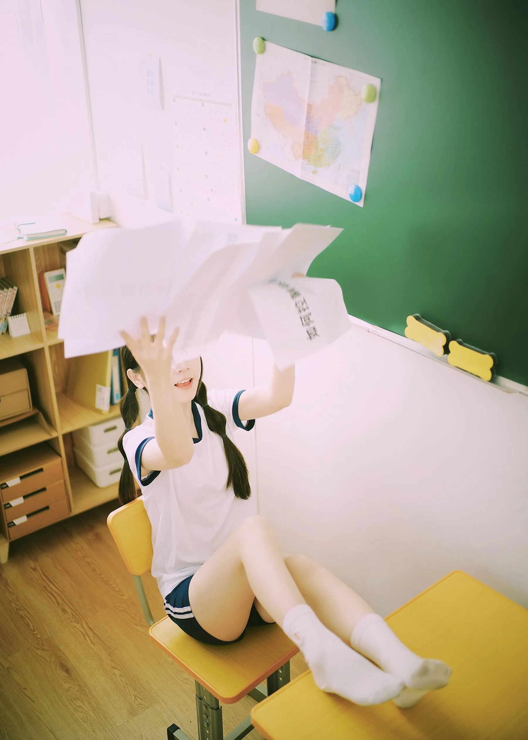 [艺图语] 2022.06.17 青春教室 萌萌 [24P]插图7